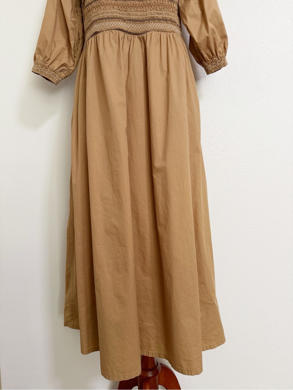 Old Navy Off Shoulder Smocked Poplin Cotton Midi Dress - Picture 7 of 16